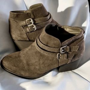 Sonoma boots